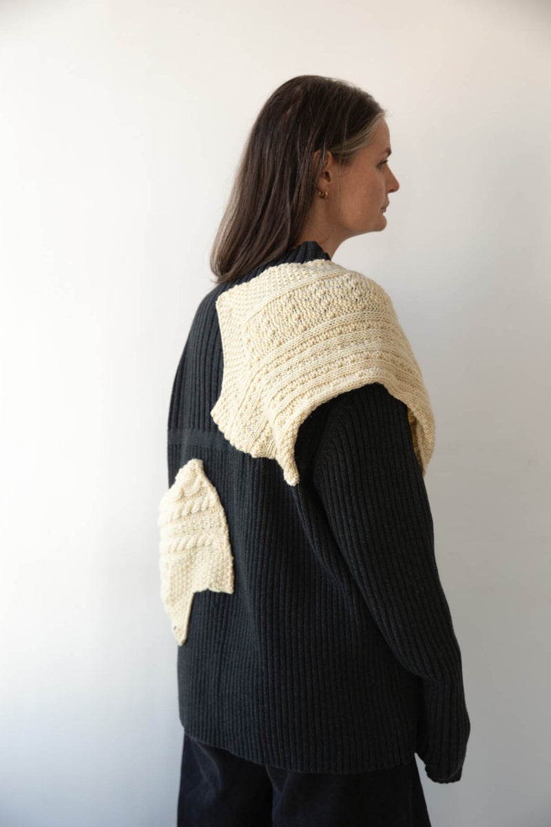 06b Cotton Sweater Embrace